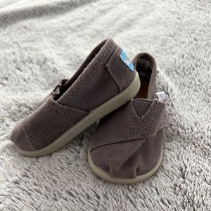 Baby slip on shoes